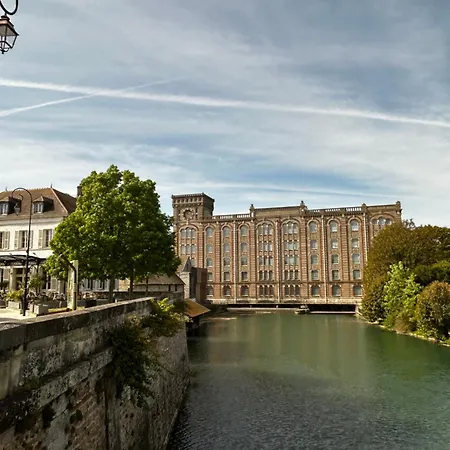 La Maison Des Graviers Nogent-sur-Seine